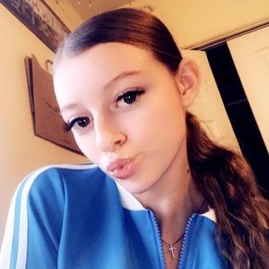 Meet your Posher, Skylar